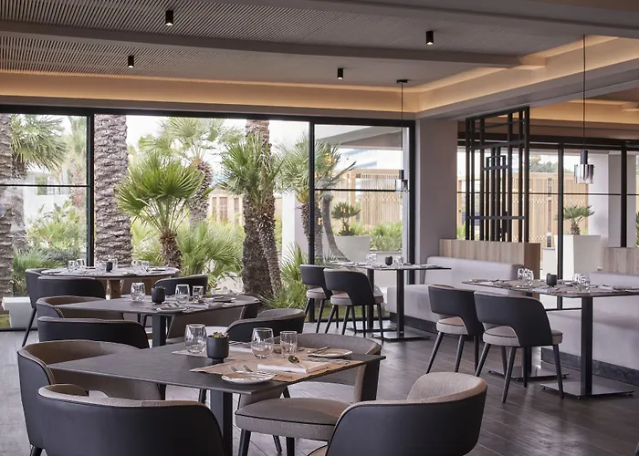 Ammades & - Adults Only 5* فاليراكي