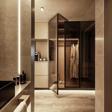 Ammades & - Adults Only Otel 5*